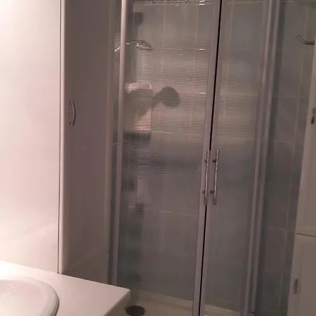 Апартаменты T2 Confortable, Au Pied Des Pistes, 6 Personnes, - Fr-1-516-182