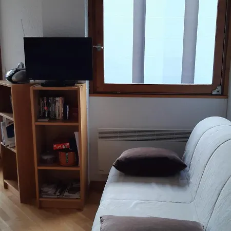 T2 Confortable, Au Pied Des Pistes, 6 Personnes, - Fr-1-516-182 *