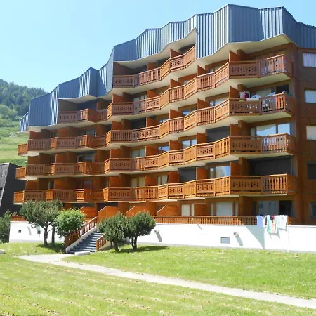 - 2 Pièces, 6 Personnes, 42m², Au Pied Des Pistes Avec Garage Privatif - Fr-1-516-182