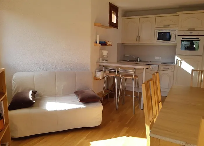 T2 Confortable, Au Pied Des Pistes, 6 Personnes, - Fr-1-516-182